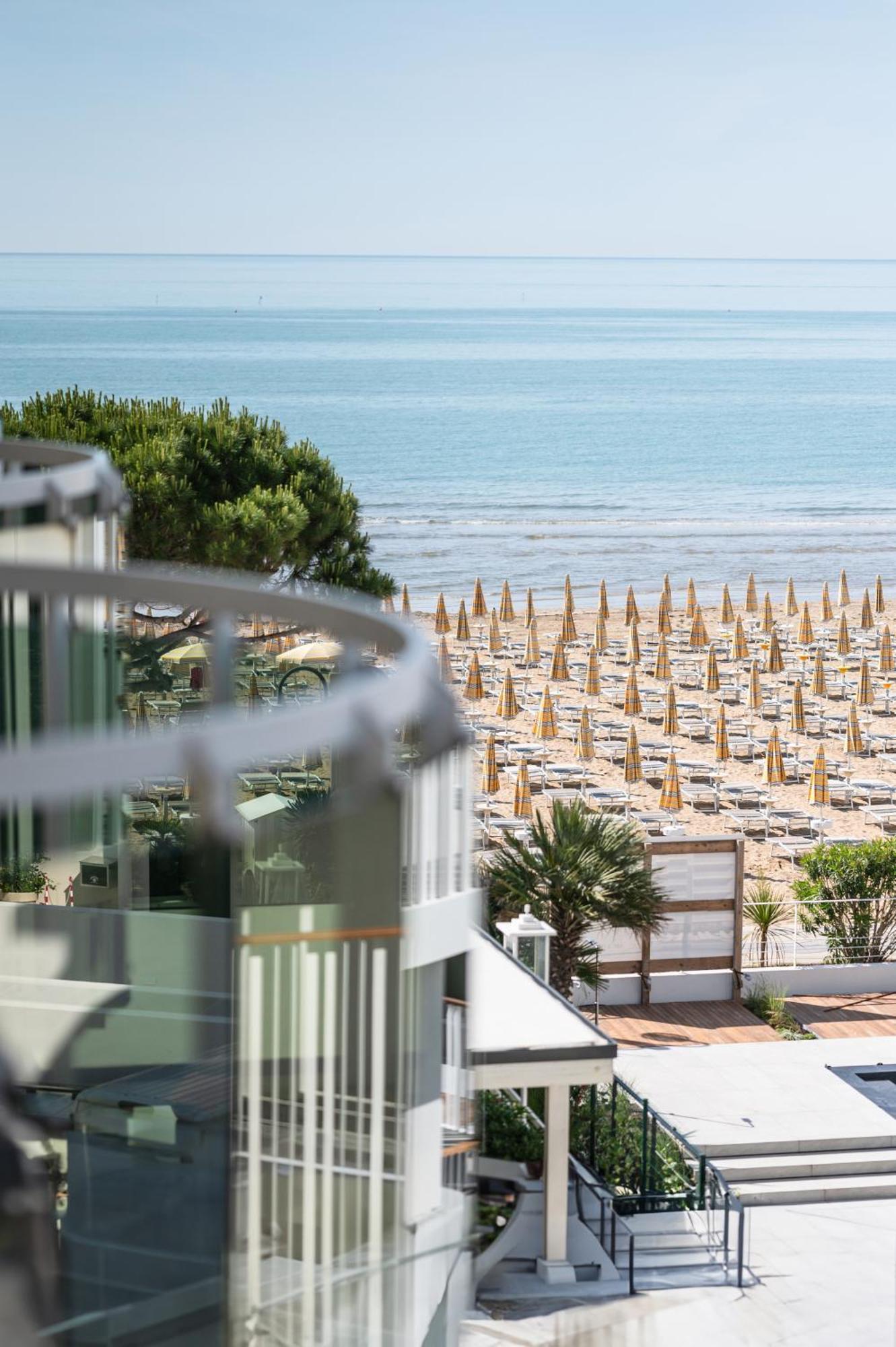 Hotel Anthony リド・ディ・イエゾロ エクステリア 写真